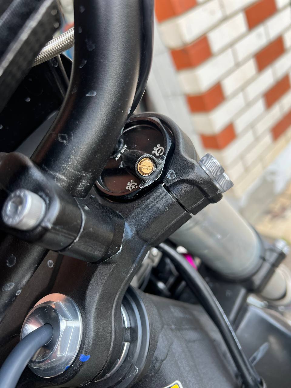 Отличный мотоцикл с пробегом 70 м/ч